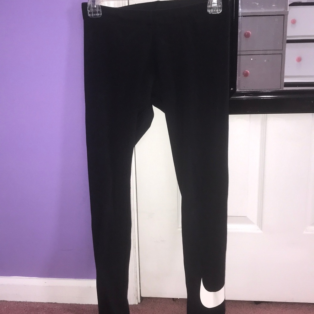 Nike black leggings